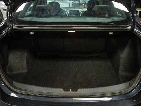 Used 2023 Chevrolet Malibu LT image 7