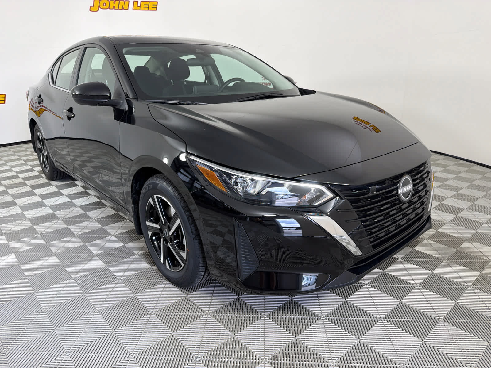 Used 2025 Nissan Sentra SV FWD image 7