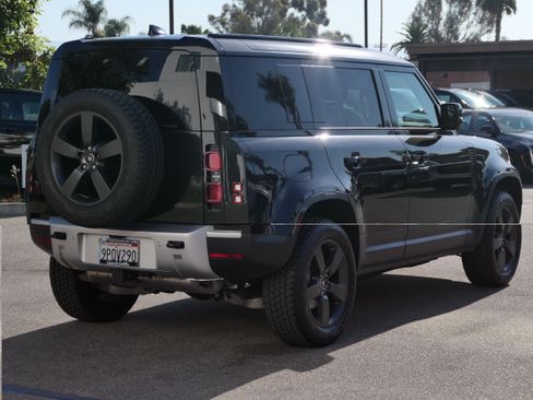 Used 2025 Land Rover Defender 110 S AWD/4WD image 6