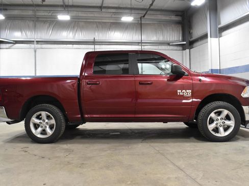 Used 2021 RAM 1500 Classic SLT AWD/4WD image 22