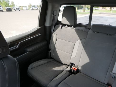 Used 2023 Chevrolet Silverado 1500 LT Trail Boss w/ Convenience Package II image 12