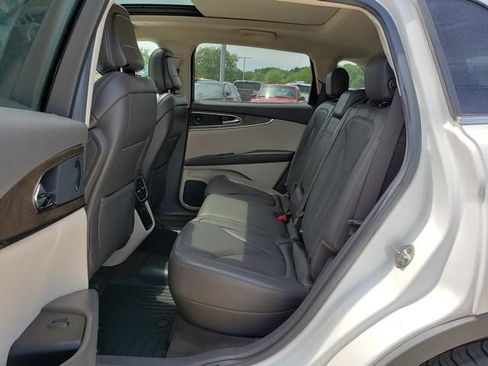 Used 2020 Lincoln Nautilus Reserve AWD/4WD image 14