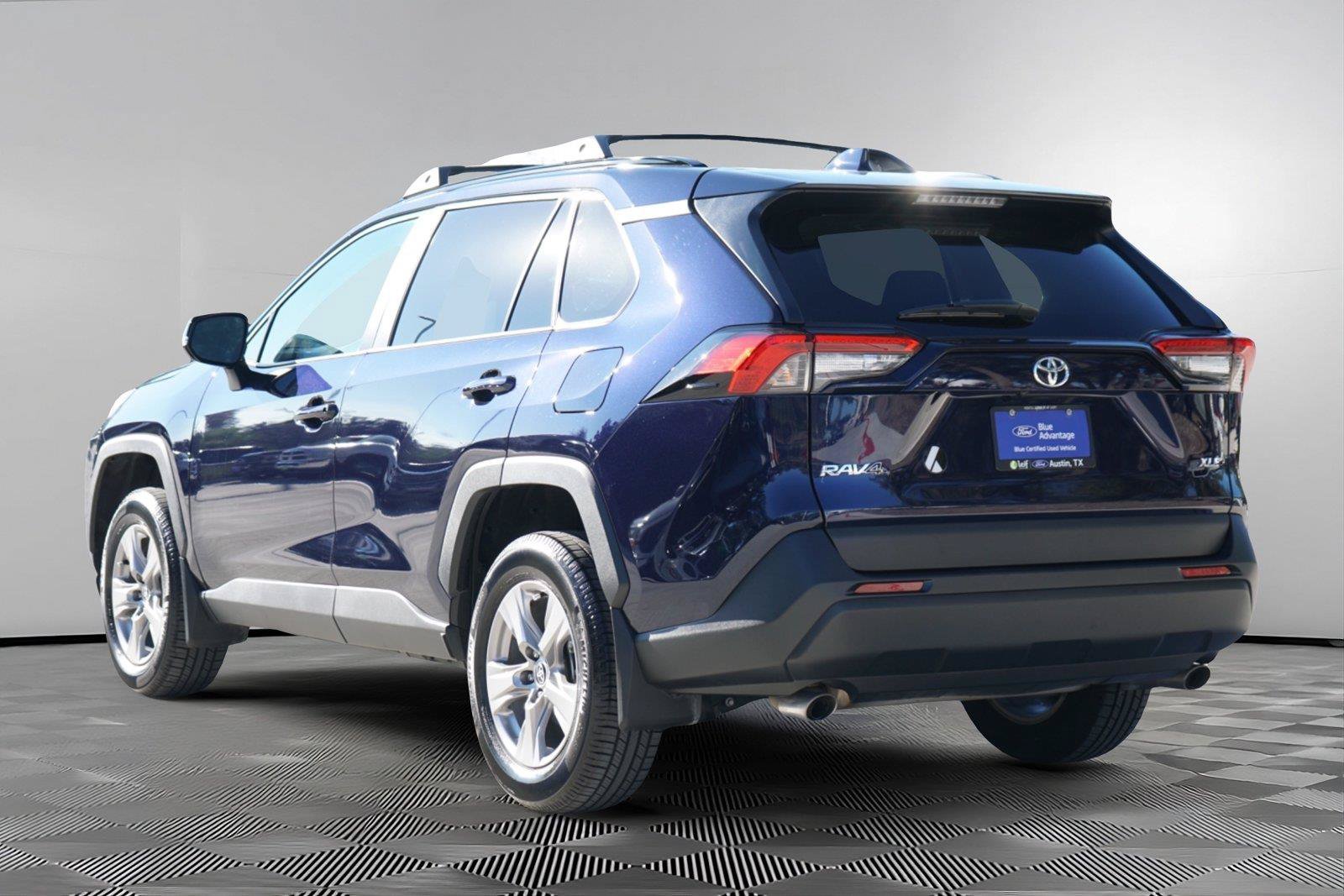 Used 2024 Toyota RAV4 XLE FWD image 6