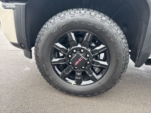 New 2026 GMC Sierra 2500 AT4 w/ AT4 Premium Plus Package image 37