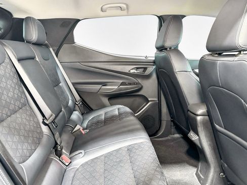 Used 2022 Chevrolet Bolt EUV Premier FWD image 23