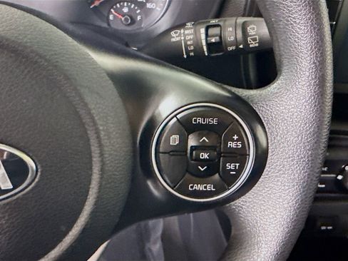 Used 2020 Kia Soul LX image 21