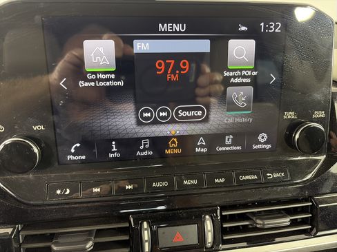 Certified 2023 Nissan Pathfinder SL AWD/4WD image 18