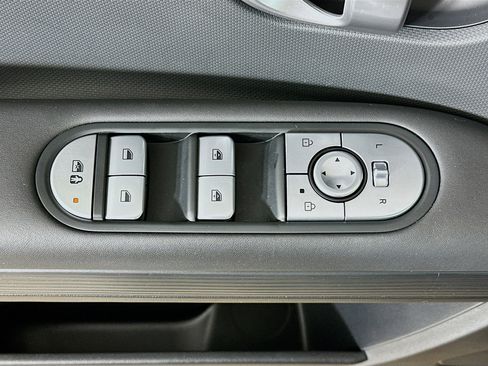 Used 2024 Hyundai Ioniq 5 SEL image 15