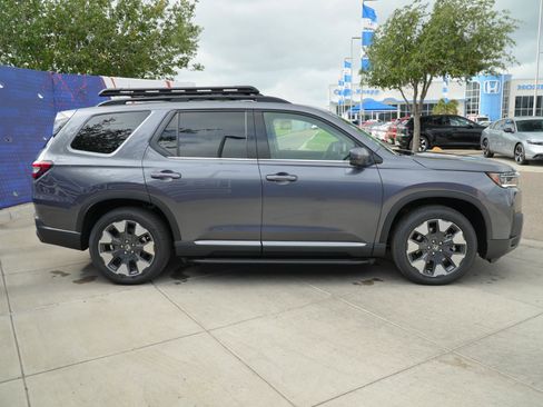 New 2026 Honda Pilot Elite image 4