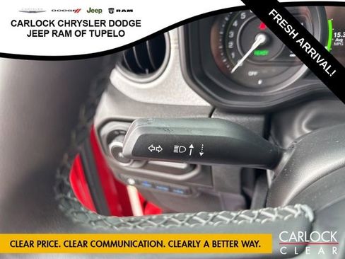 Used 2025 Jeep Wrangler Sport image 18