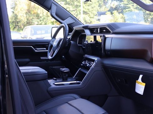 New 2026 GMC Sierra 1500 Denali w/ Denali Reserve Package image 48