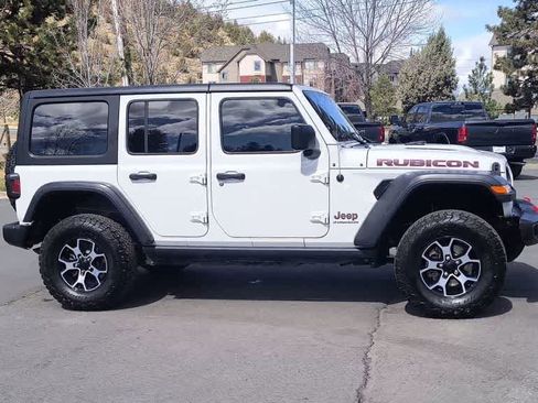 Used 2023 Jeep Wrangler Unlimited Rubicon w/ Cold Weather Group AWD/4WD image 2