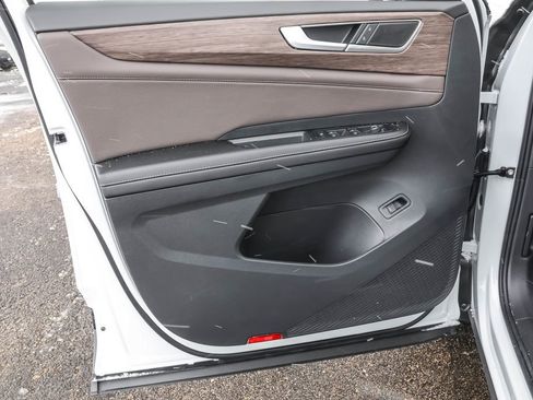 New 2026 Volkswagen Atlas SEL image 35