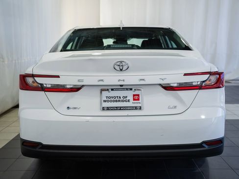 Used 2025 Toyota Camry LE FWD image 5