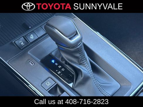 Used 2026 Toyota Corolla Cross XLE w/ Convenience Package AWD/4WD image 25