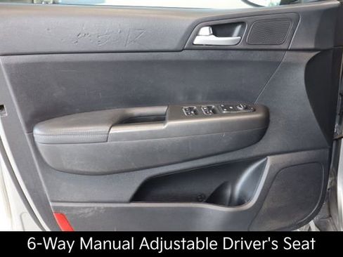 Certified 2022 Kia Sportage LX image 16