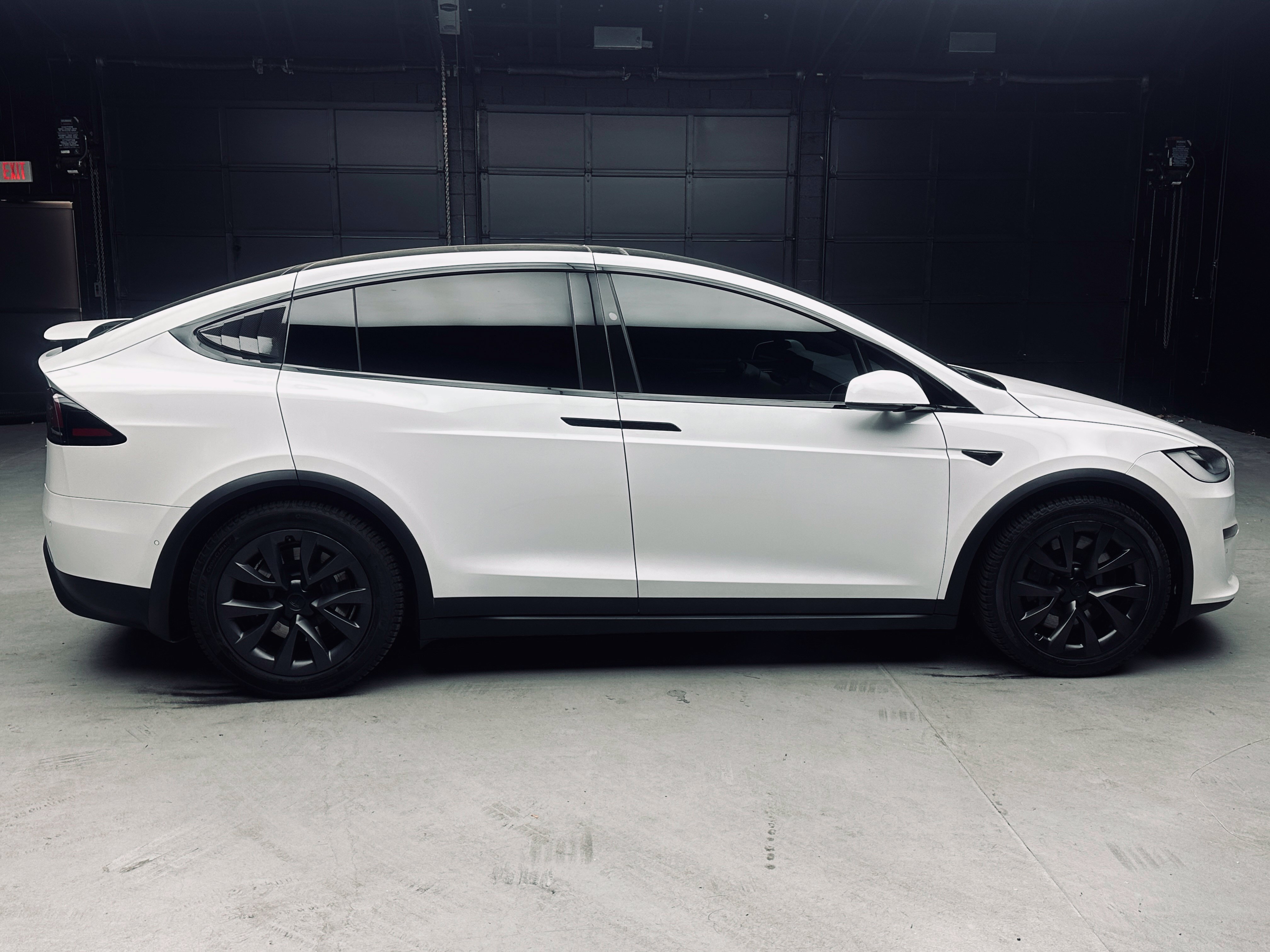 Used 2022 Tesla Model X Plaid AWD/4WD image 8