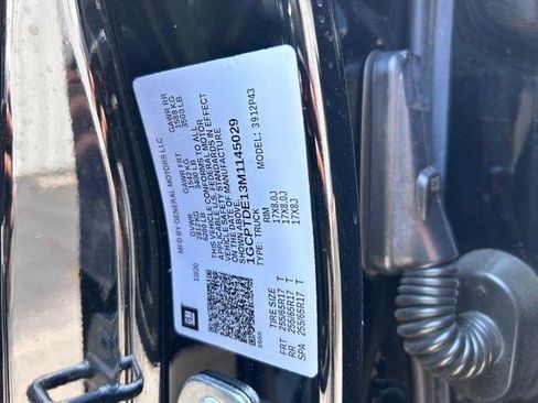 Used 2021 Chevrolet Colorado Z71 w/ Safety Package image 22