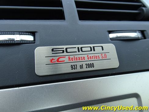 Used 2009 Scion tC FWD image 26