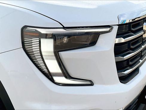 Used 2024 GMC Acadia Elevation AWD/4WD image 34