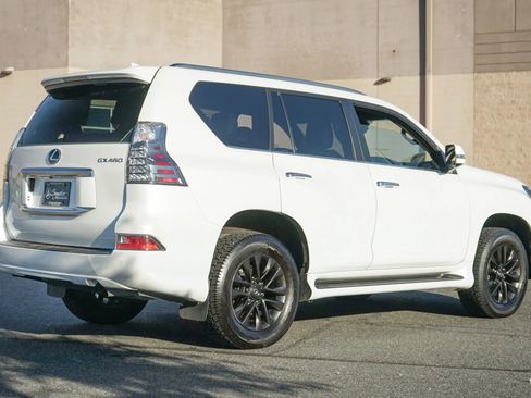 Used 2020 Lexus GX 460 Premium image 4