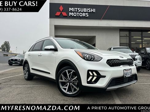 Used 2021 Kia Niro Touring image 1