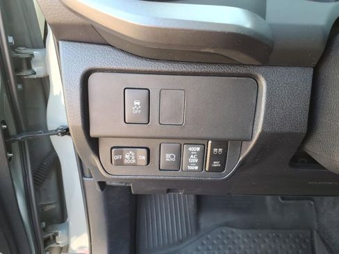 Used 2023 Toyota Tacoma TRD Sport w/ Black Out Package (TMS) image 19