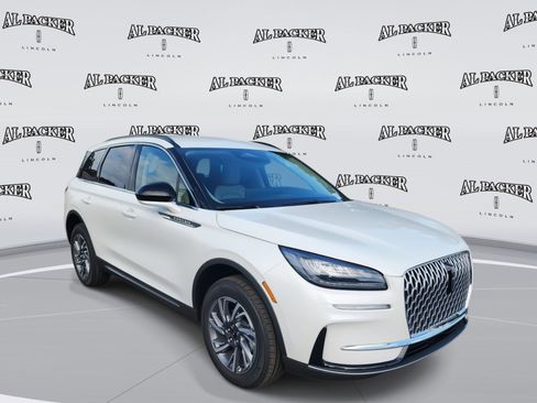 New 2026 Lincoln Corsair Premiere image 7