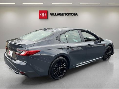 Certified 2026 Toyota Camry Hybrid image 5