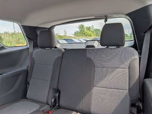 Used 2021 Chevrolet Traverse LT AWD/4WD image 10