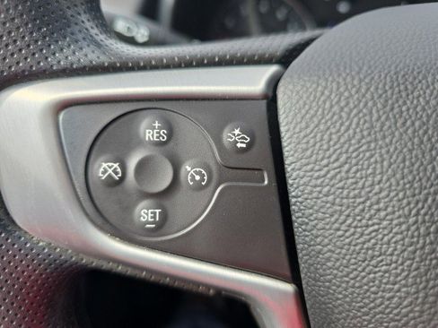 Used 2023 GMC Terrain SLE w/ Driver Convenience Package image 21