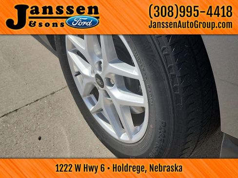Used 2023 Ford Edge SEL AWD/4WD image 17