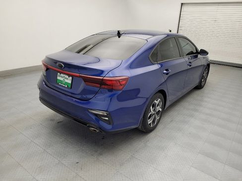 Used 2019 Kia Forte LXS image 9