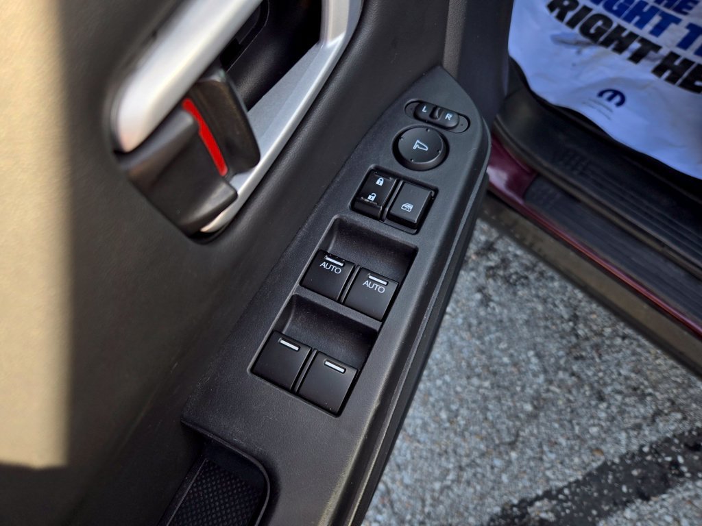 Used 2014 Honda Pilot EX-L image 11