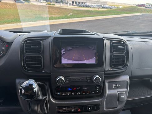 Used 2026 RAM ProMaster 2500 w/ Convenience Group FWD image 16