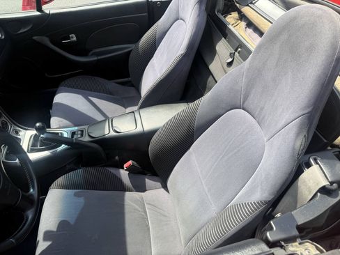 Used 2005 MAZDA MX-5 Miata RWD image 17