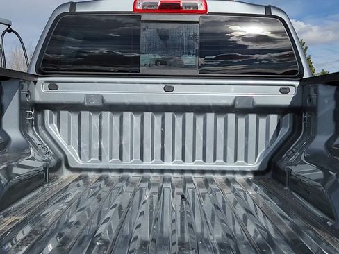 Used 2024 Chevrolet Colorado Z71 image 19