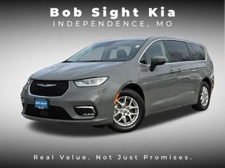 Used 2023 Chrysler Pacifica Touring-L 360° Tour