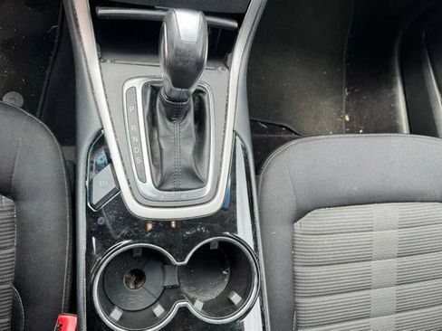 Used 2017 Ford Edge SEL AWD/4WD image 17