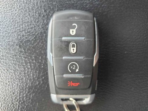 Used 2022 RAM 1500 Big Horn AWD/4WD image 22