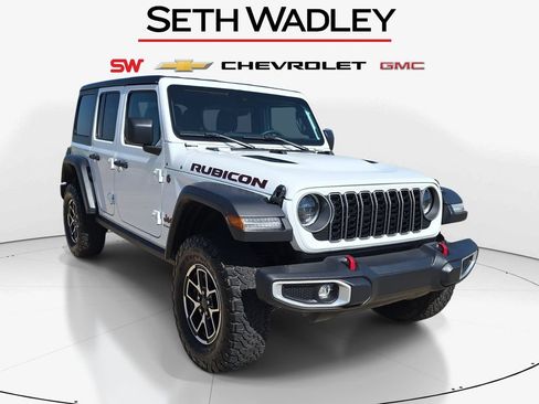 Used 2024 Jeep Wrangler Unlimited Rubicon AWD/4WD image 36