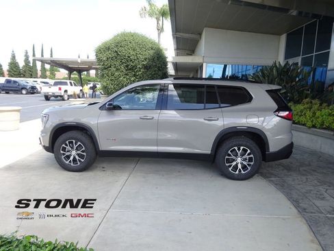 New 2026 GMC Acadia AT4 image 5