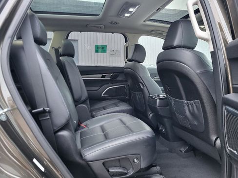 Used 2022 Kia Telluride SX image 12