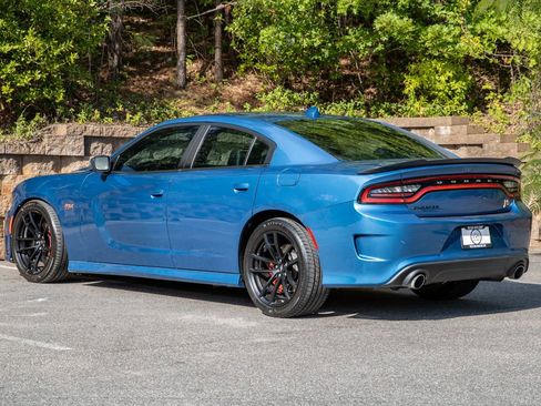 Used 2020 Dodge Charger Scat Pack w/ Dynamics Package RWD image 9