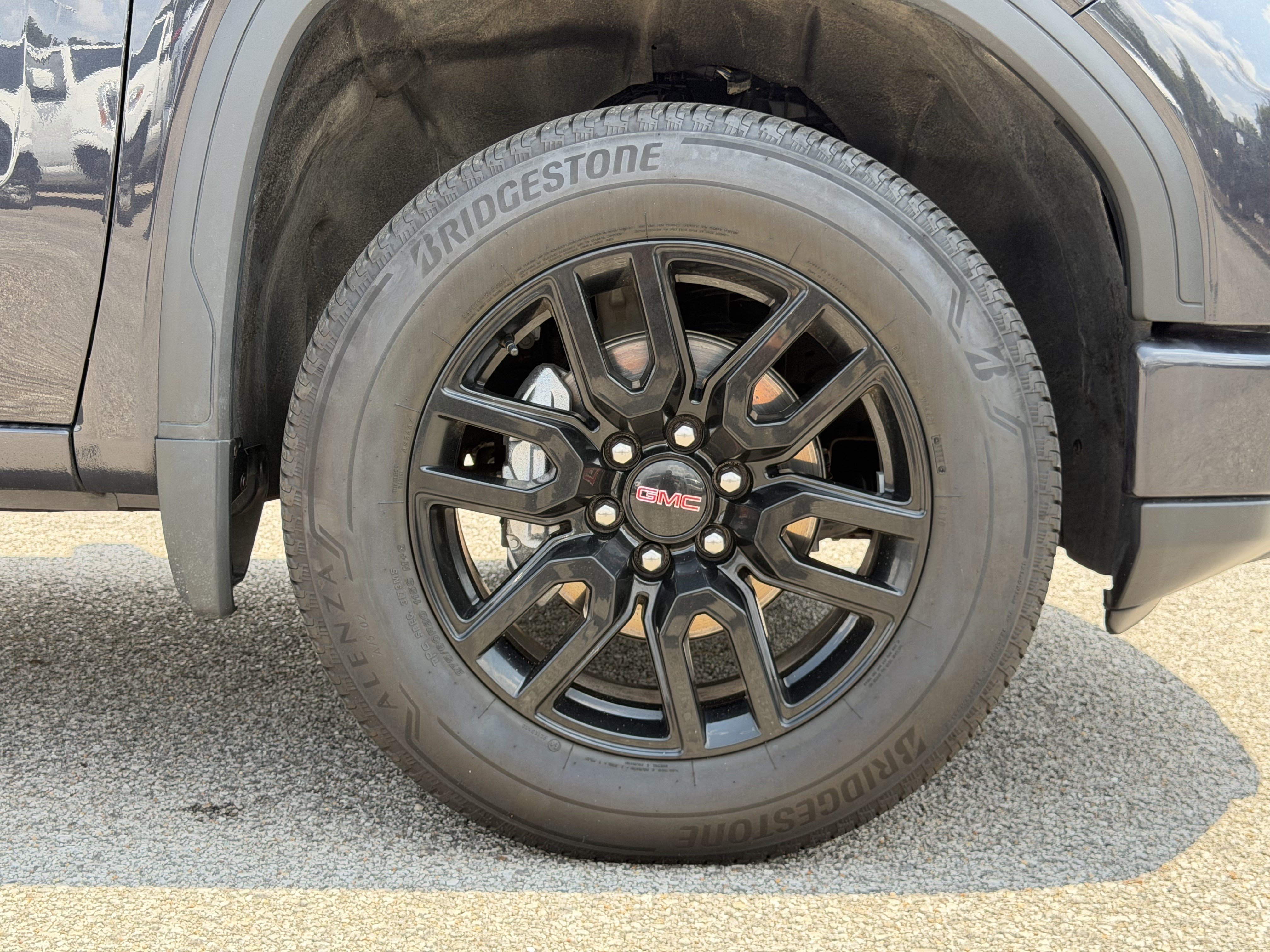 Used 2025 GMC Sierra 1500 Elevation AWD/4WD image 13