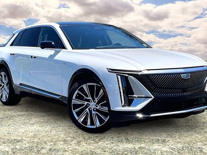 Used 2025 Cadillac Lyriq Luxury w/ LPO, Floor Liner Package
