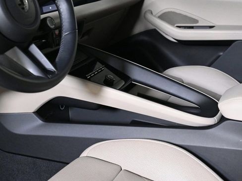 Used 2024 Porsche Macan Turbo Electric image 22