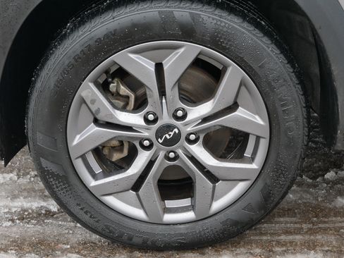 Certified 2024 Kia Seltos S image 15