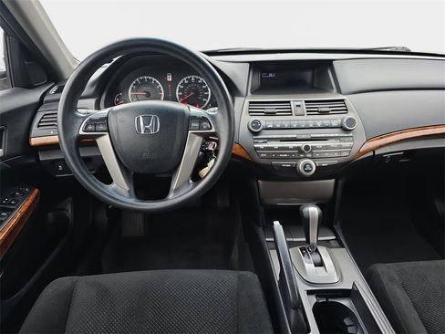 Used 2011 Honda Accord EX image 19