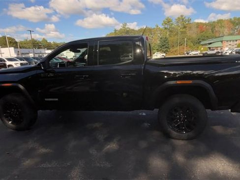 New 2026 GMC Canyon Elevation w/ Convenience Package image 6